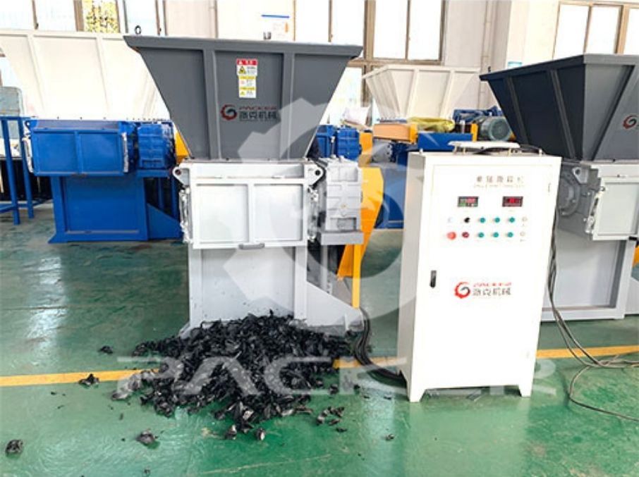 Is it used to crush plastic pipes or hard plastics? Three models of plastic shredder